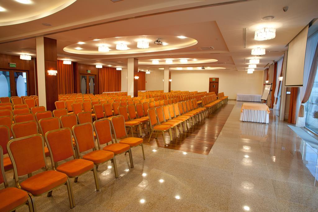 Hotel Centrum Konferencyjno - Bankietowe Rubin 3*